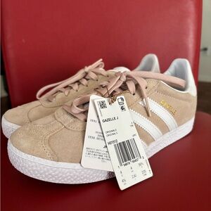 Adidas Gazelle Women's Beige Sneakers